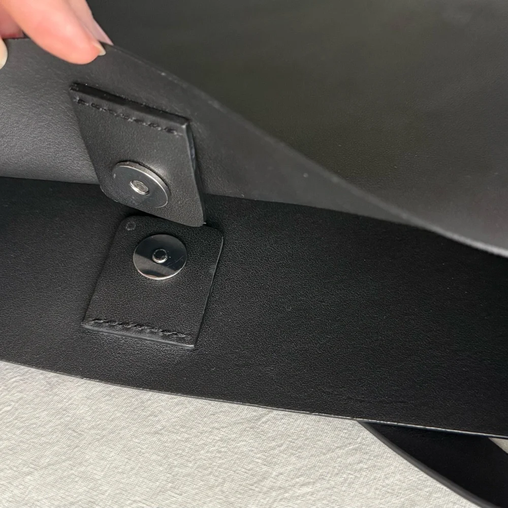 COS leather Shoulder Bag - Picture 7 of 10